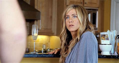 Jennifer Aniston in Wanderlust 2011 11 sec 720p